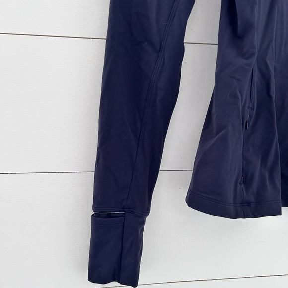 Lululemon Toasty Tech 1/2 Zip - Picture 7 of 9